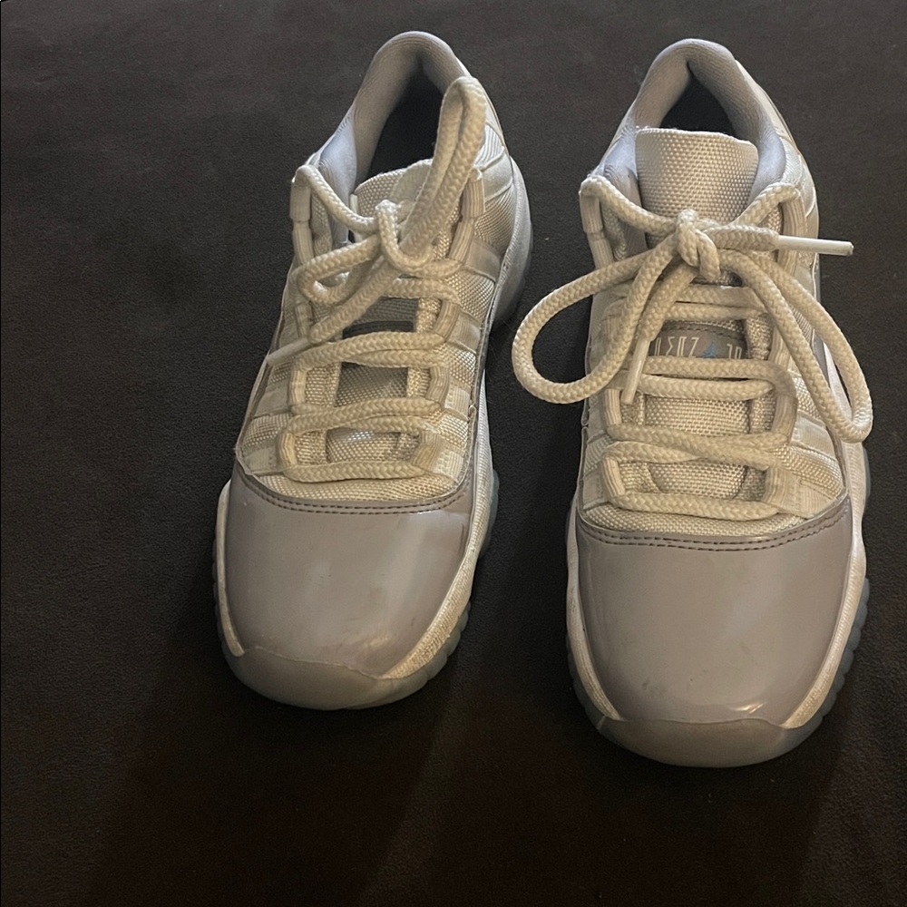 Jordan 11s cement grey